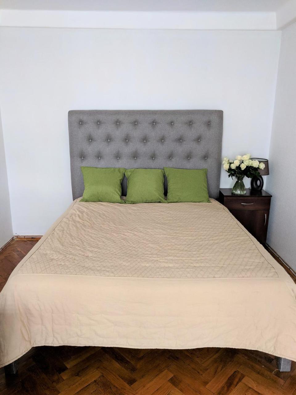 Dream Town Apartment Киев Экстерьер фото